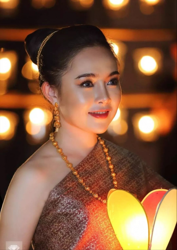 寮國今日出夏,沒有花燈的出夏節,最美的圖全都在這裡啦 寮國今日出夏,沒有花燈的出夏節,最美的圖全都在這裡啦