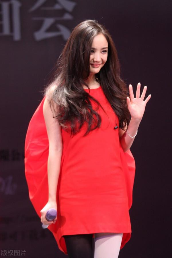 2012黑白楊冪清純且美麗