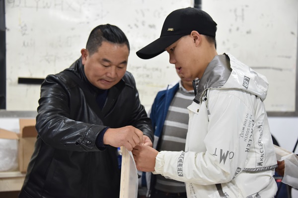 布依戲、蘆笙製作研修班課程——布依古歌傳天籟,工藝製版印蘆笙 布依戲、蘆笙製作研修班課程——布依古歌傳天籟,工藝製版印蘆笙