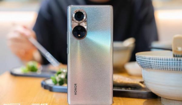 3000元手機怎麼選？看到這3款手機，你的心裡就有答案了