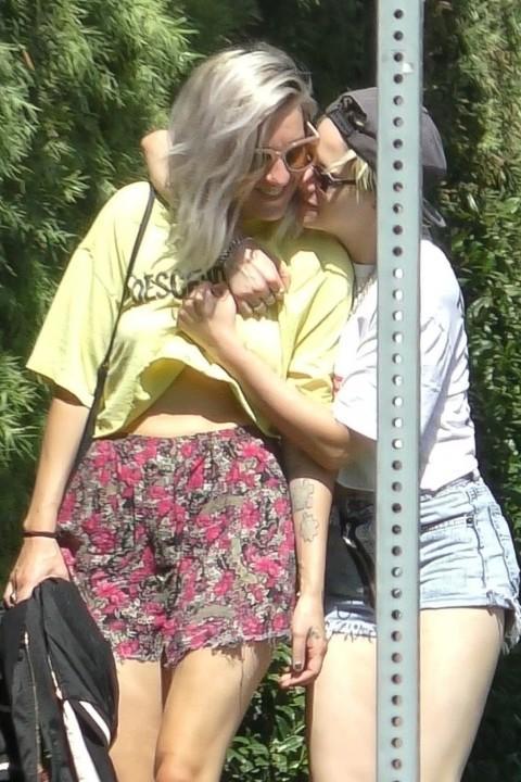 好萊塢女星小k自曝和女友訂婚,引全網哀嚎:她愛的人不是我 好萊塢女星小k自曝和女友訂婚,引全網哀嚎:她愛的人不是我