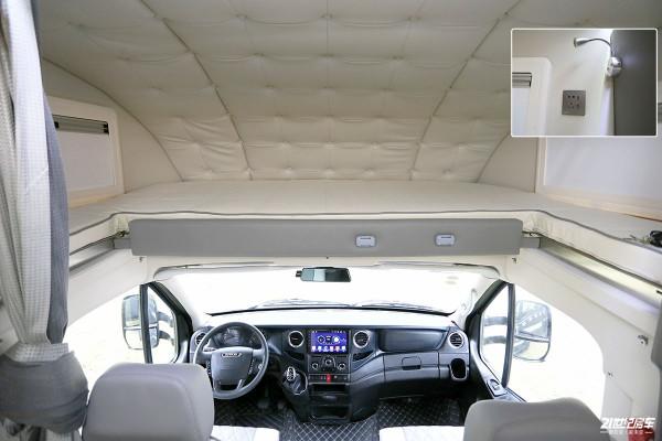 國產6.5T依維柯歐勝底盤加持,穩!實拍2022款中意極致雙拓展房車 國產6.5T依維柯歐勝底盤加持,穩!實拍2022款中意極致雙拓展房車