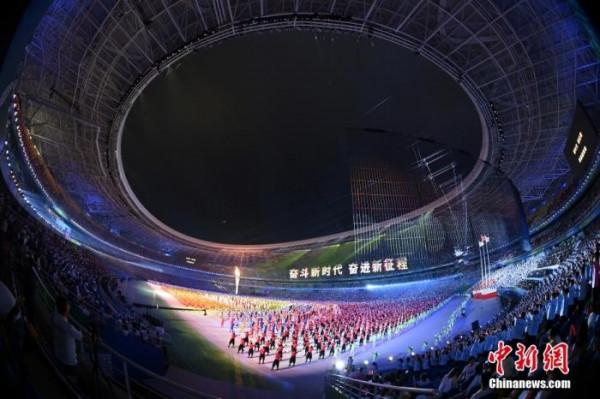 全運會 | 翻床墊、小鴨步、找娃娃,這屆賽事可太逗了 全運會 | 翻床墊、小鴨步、找娃娃,這屆賽事可太逗了