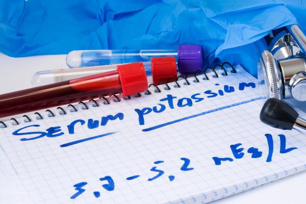 低鉀血癥會有哪些症狀？會帶來哪些風險？積極治療以免延誤病情