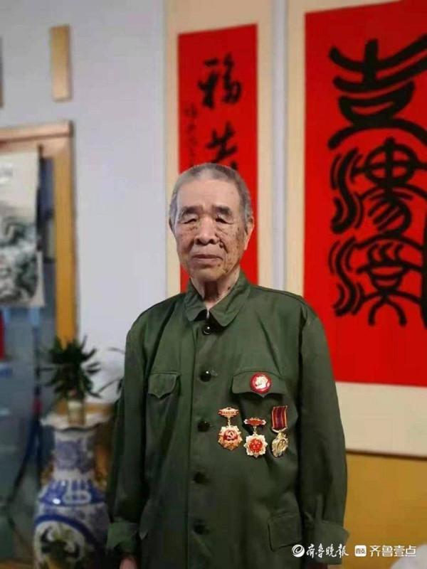 抗美援朝戰場上，無形的電波就是他的武器