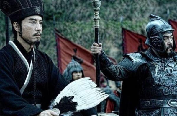 諸葛亮火燒30萬曹軍面不改色，為何燒3萬藤甲兵大呼：必折陽壽？