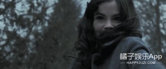 還記得《孤兒怨》裡的小女孩嗎?她長大後這麼美? 還記得《孤兒怨》裡的小女孩嗎?她長大後這麼美?