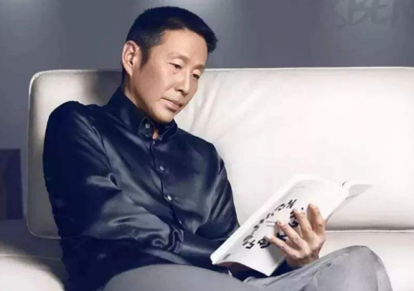 不墊鼻子、不動臉，個個都是原生態臉，這9位明星越看越招人喜歡