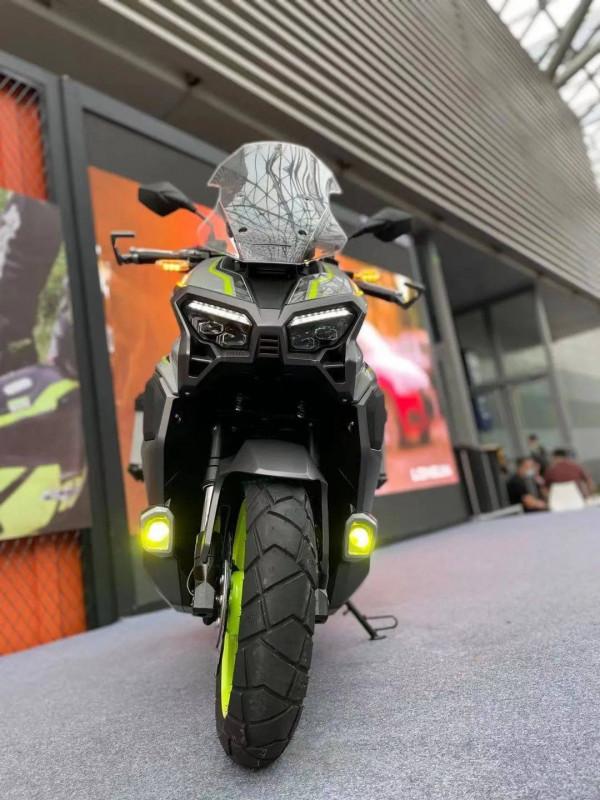 龍嘉XDV300i正式亮相,外觀硬朗標配霧燈可選三箱 龍嘉XDV300i正式亮相,外觀硬朗標配霧燈可選三箱