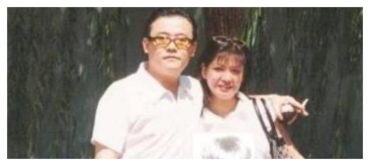 人人喊打的周立波，他的故事比想象的更惡劣