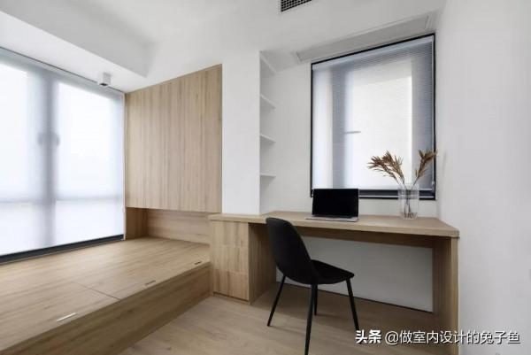 想在小臥室設定書桌、書櫃，又擔心放不下？這樣的設計“完美”