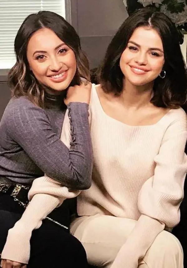 曾得重病，與天王虐戀9年的賽琳娜，終於要迎來春天了？