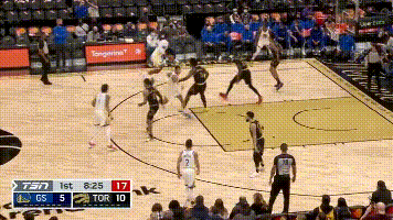 6人上雙+19分碾壓，範喬丹0失誤！勇士跌至西部第2，科爾想念庫裡