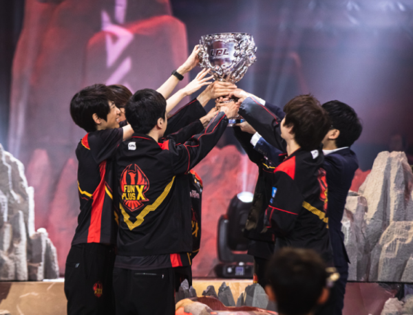 LOL美服真的涼了?前SKT上單吐槽:100多分鐘排不到人,快窒息了 LOL美服真的涼了?前SKT上單吐槽:100多分鐘排不到人,快窒息了