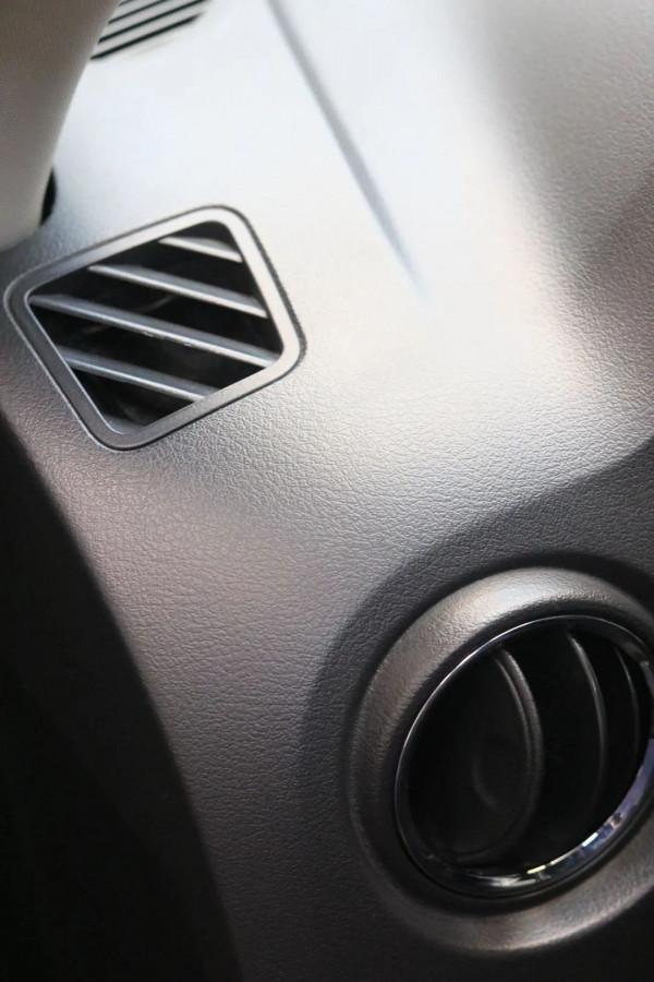 怪獸修車：翻新一輛“破爛不堪”的吉普指南者，滿血復活變新車