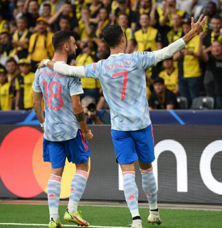 球王會:曼聯歐冠失利,桑喬表現低迷 球王會:曼聯歐冠失利,桑喬表現低迷