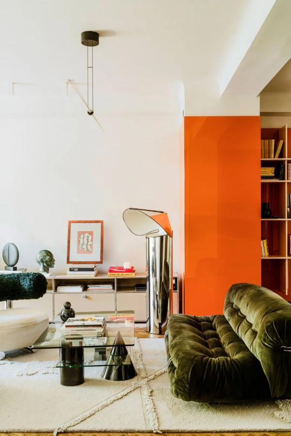 世界的好室 | 加入珠寶色調美學的華沙現代主義住宅