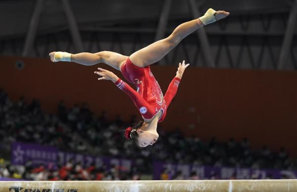 2021年終專稿丨蘇斌添、國足、EDG……他們都藏在這些年度熱詞裡