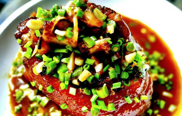 距離成都30分鐘的小城,卻是中國七大美食城,川式美味從早吃到晚 距離成都30分鐘的小城,卻是中國七大美食城,川式美味從早吃到晚