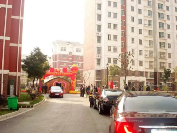 蘇州人的流水席,都在這不起眼的木園堂裡 蘇州人的流水席,都在這不起眼的木園堂裡