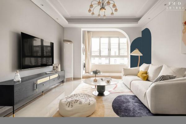 精裝的豬肝紅地板和櫃體越看越添堵,業主堅持改造:9萬塊沒白花 精裝的豬肝紅地板和櫃體越看越添堵,業主堅持改造:9萬塊沒白花