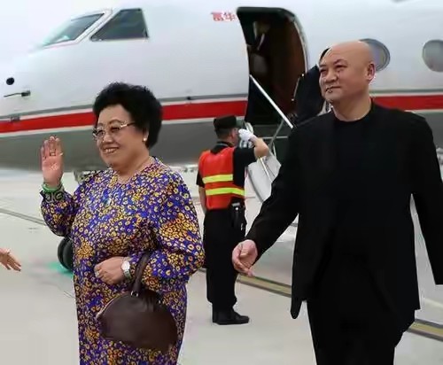 潘長江變潘子,遲重瑞變“八戒”,金星受追捧,帶貨成明星試金石 潘長江變潘子,遲重瑞變“八戒”,金星受追捧,帶貨成明星試金石