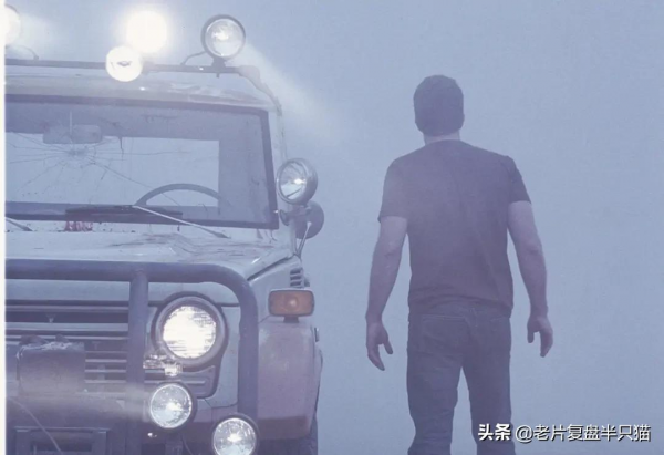 “絕望”到令人窒息的《迷霧》,還藏著“七宗罪”,你找到了嗎? “絕望”到令人窒息的《迷霧》,還藏著“七宗罪”,你找到了嗎?