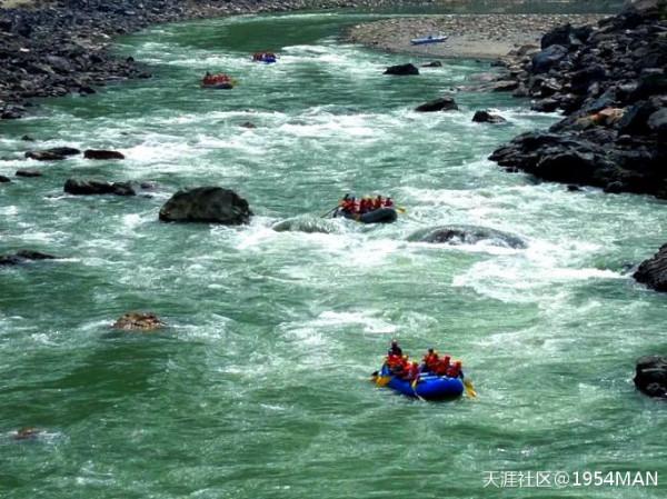 東歐尼泊爾俄羅斯土耳其希臘……退休後，陪你走過山高水長