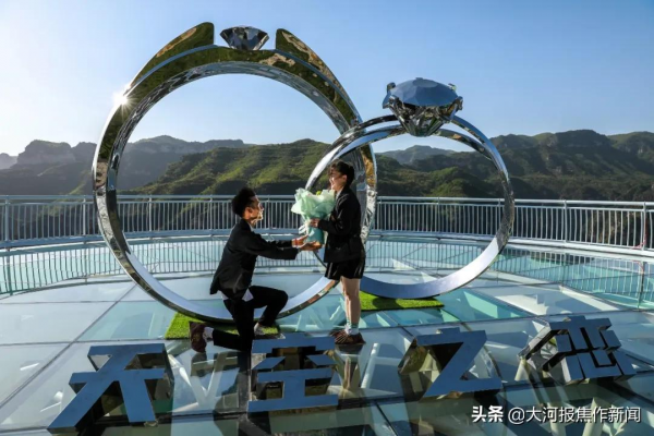 求婚成功率100%！愛情聖地青龍峽逛著逛著想結婚