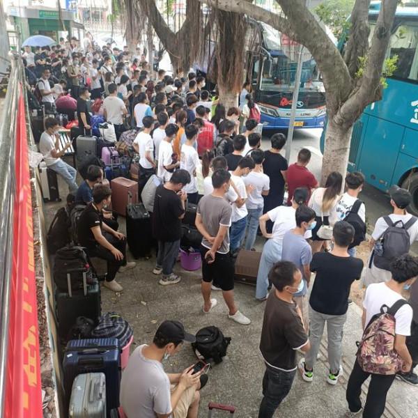 一場說走就走的窮遊,結果淪落到當地打工 一場說走就走的窮遊,結果淪落到當地打工