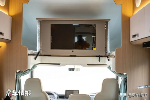 30萬出頭能入的輕卡房車，輕量化車身帶1100W太陽能，提車直接玩