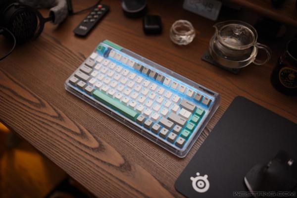 IQUNIX OG80蟲洞三模無線機械鍵盤賞析