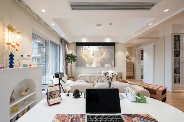 獨居女生的家長啥樣？餐廳變玄關，小清新混搭風也太美了