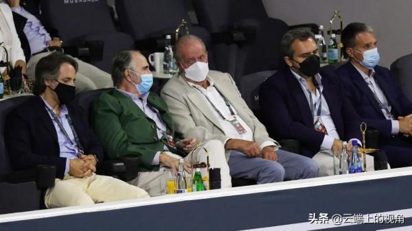 沒有他在的日子她會更快樂，這就是索菲亞王后學會放下之後的生活