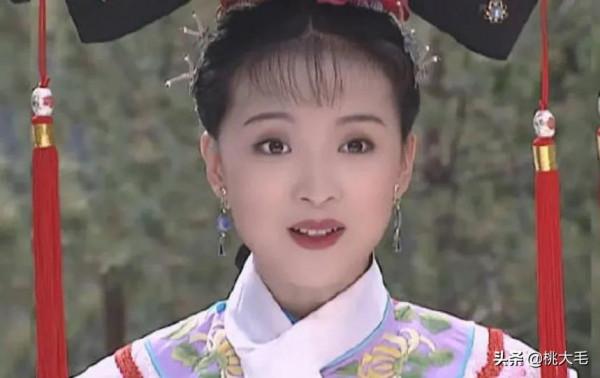 蔣勤勤王豔19年後再同框，從少女到阿姨，這就是還珠兩大美人嗎？