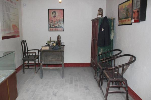 毛主席要求：無產階級的革命接班人要在大風大浪中成長