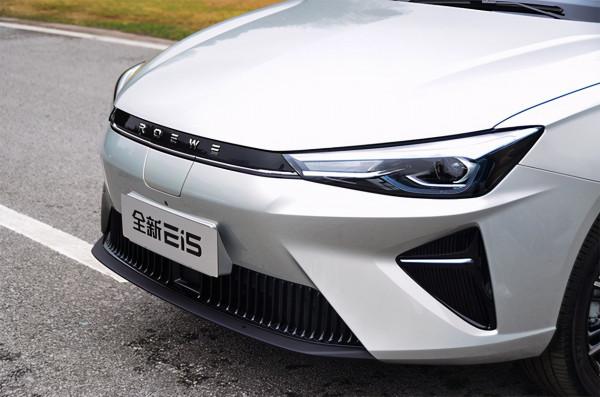 風格大變/續航升級 全新榮威Ei5實拍解析 風格大變/續航升級 全新榮威Ei5實拍解析