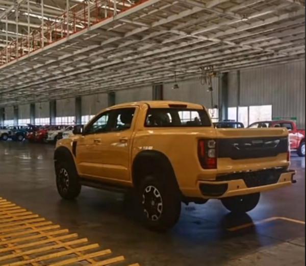 首款國產全尺寸皮卡,中興威獅1949下線,外觀很霸氣,配柴油2.3T 首款國產全尺寸皮卡,中興威獅1949下線,外觀很霸氣,配柴油2.3T