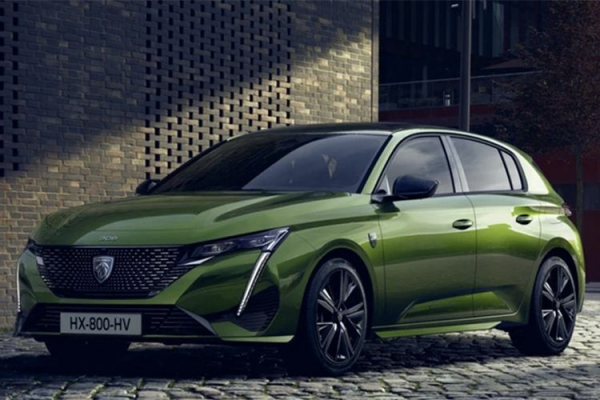 全新標緻308或2022年國產，硬剛高爾夫，誰更討年輕人喜歡？