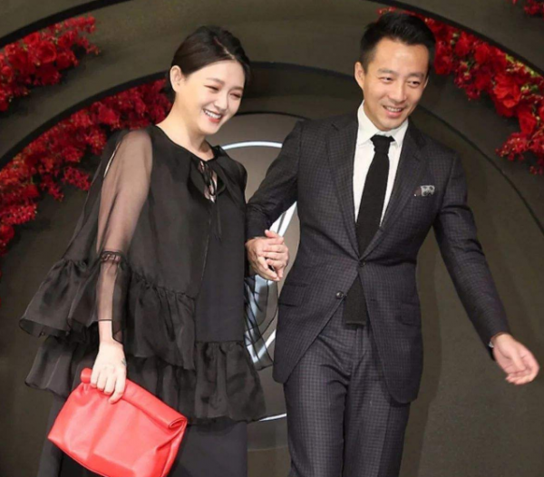 離婚、家暴、未婚先孕，大小S姐妹團的婚姻簡直是一團亂麻