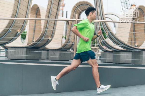 裝備|輕量 OR 緩震?這道題你選對了嗎? 裝備|輕量 OR 緩震?這道題你選對了嗎?