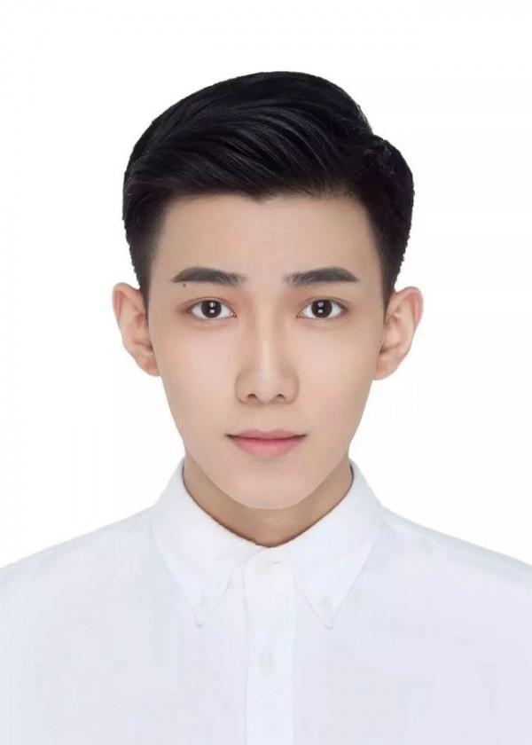 男生秋夏季髮型,除了寸平頭你還有哪些選擇? 男生秋夏季髮型,除了寸平頭你還有哪些選擇?