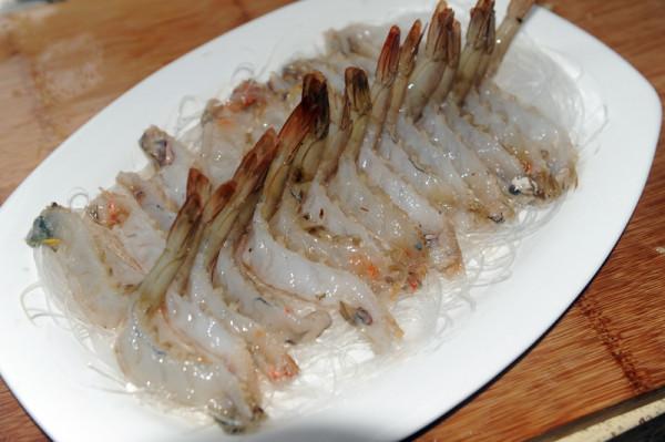 耿興剛的美食美課:蒜蓉粉絲蝦 耿興剛的美食美課:蒜蓉粉絲蝦