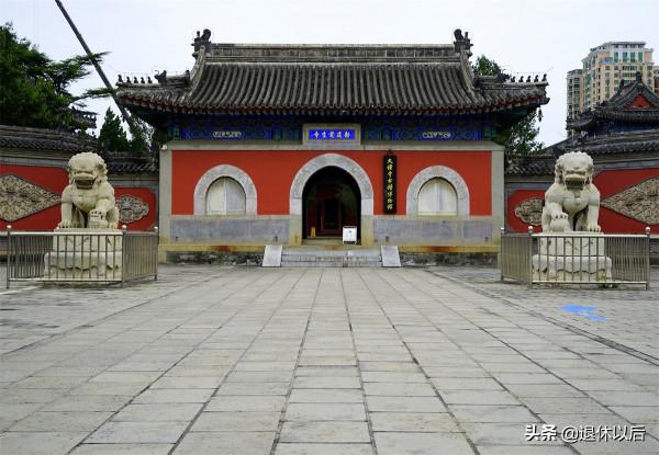 覺生寺情有獨鍾，大鐘寺名揚天下，走進古鐘世界