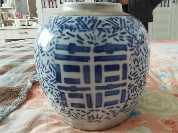 農村收的喜字罐