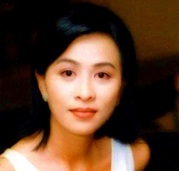 美女明星到中年：有的越來越&OpenCurlyDoubleQuote;油&rdquo;，還有一種是越長越&OpenCurlyDoubleQuote;兇&rdquo;