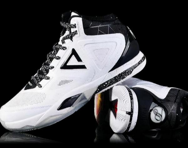 閃擊8代斷底被召回,休閒鞋被質疑抄襲,李寧又翻車了麼? 閃擊8代斷底被召回,休閒鞋被質疑抄襲,李寧又翻車了麼?