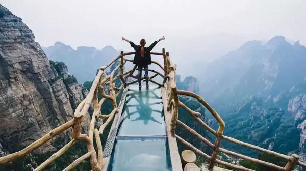 北國奇觀,西北一絕!光怪陸離的地下億年景象,險峻秀美的古道嶺 北國奇觀,西北一絕!光怪陸離的地下億年景象,險峻秀美的古道嶺