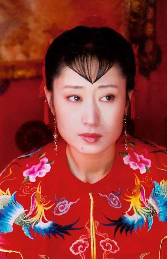 劉敏濤的故事，給想嫁富豪的女明星們敲響了警鐘