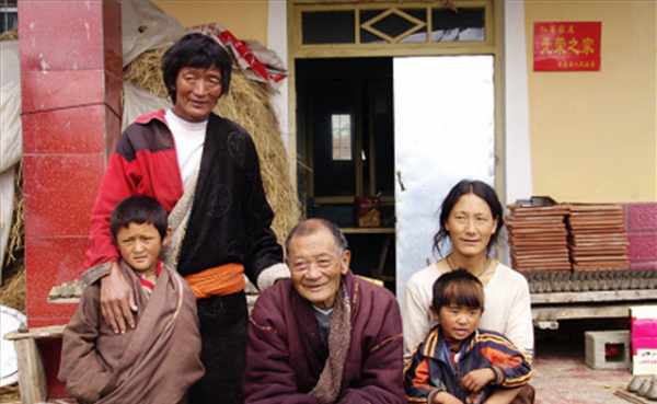 1987年,一位老紅軍去世前對自己的子女說:一定要找到失散的親人 1987年,一位老紅軍去世前對自己的子女說:一定要找到失散的親人